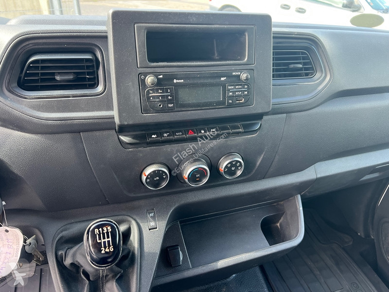 Furgoneta Nissan MASTER 2.3L DCI 150 CV L2H2 14...