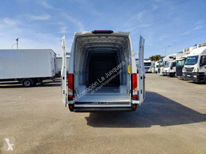 Furgoneta Iveco