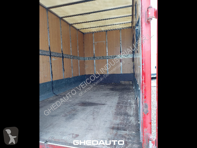Veículo utilitário Renault Master III 35 RWD E5...