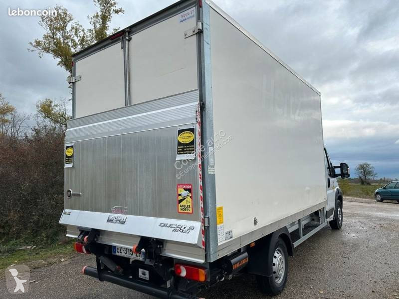 Véhicule utilitaire Fiat