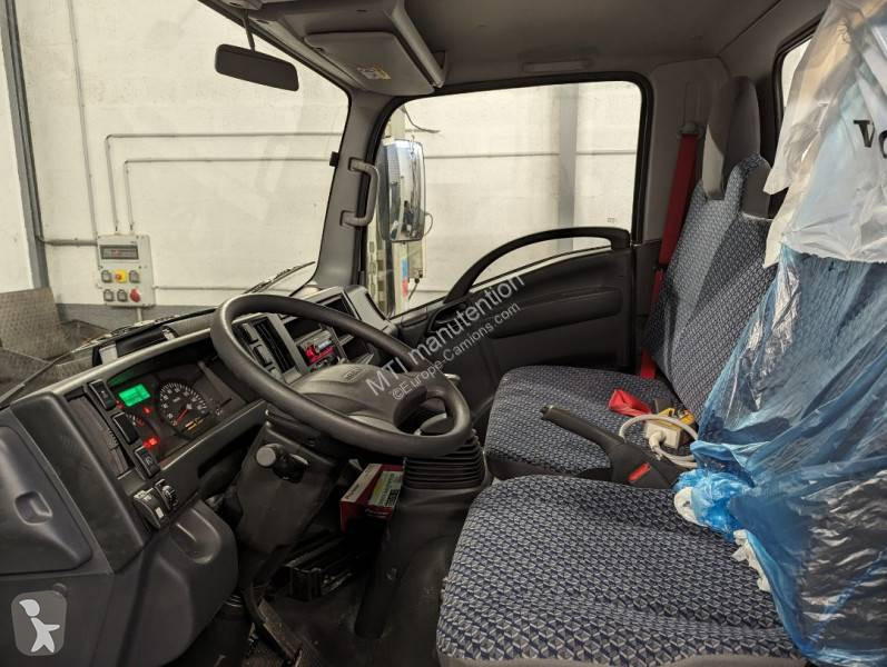 Véhicule utilitaire Isuzu