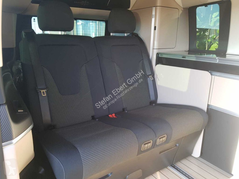 Véhicule utilitaire Mercedes V 300 d  AMG...