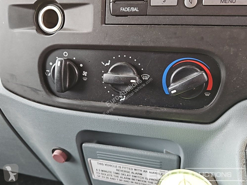 Véhicule utilitaire Ford