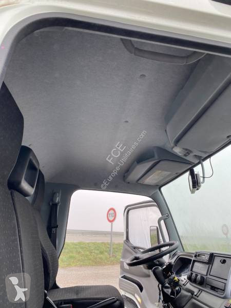 Samochód dostawczy Mitsubishi