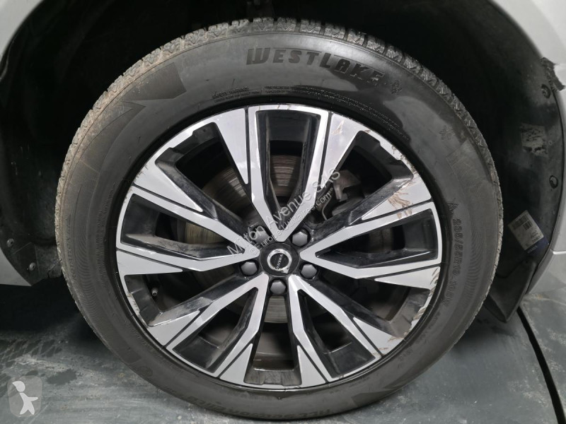 Samochód dostawczy Volvo XC60 B4 Micro-Hybride...