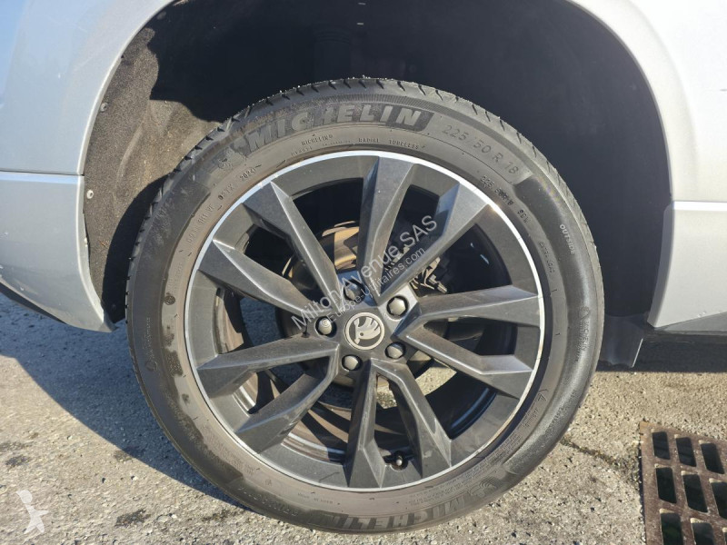 Samochód dostawczy Skoda KAROQ 2.0 TDI SCR -...
