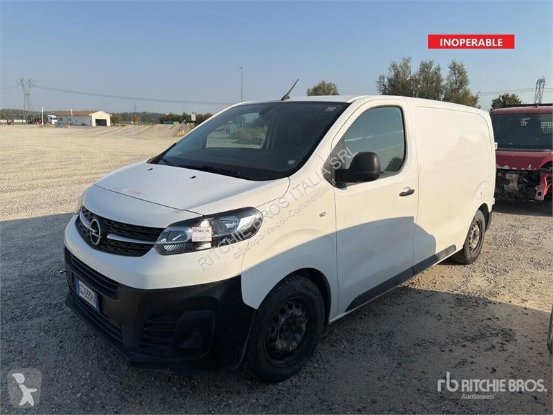 Véhicule utilitaire Opel Cargo Van (Inoperable)