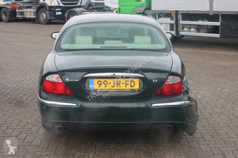 Véhicule utilitaire Jaguar 3.0 V6 EXECUTIVE...