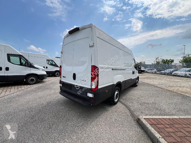 Veicolo commerciale Iveco DAILY 35S16 V