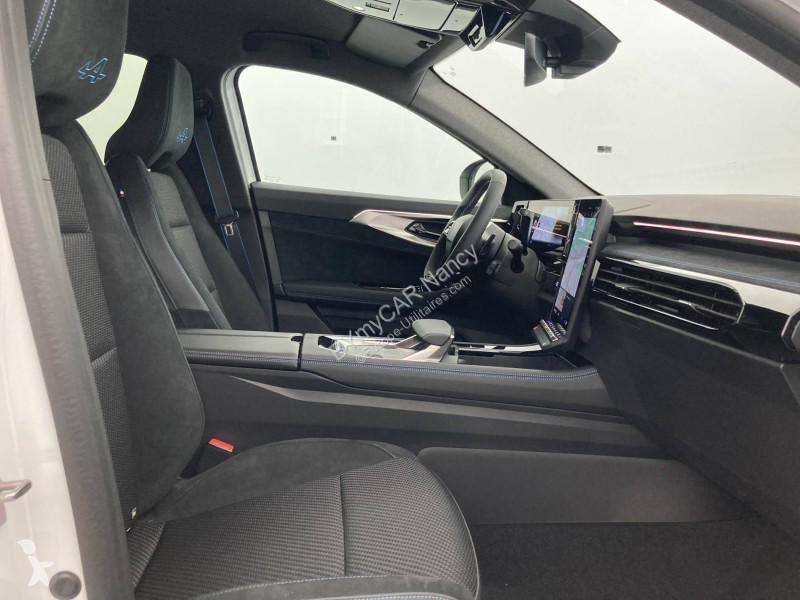 Veicolo commerciale Renault Austral E-Tech full...