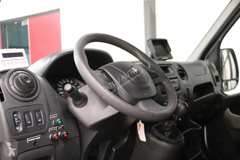 Véhicule utilitaire Renault 2.3 dCi HOOGWERKER...