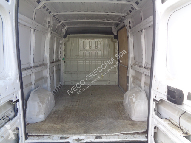 Véhicule utilitaire Fiat DUCATO 2.3
