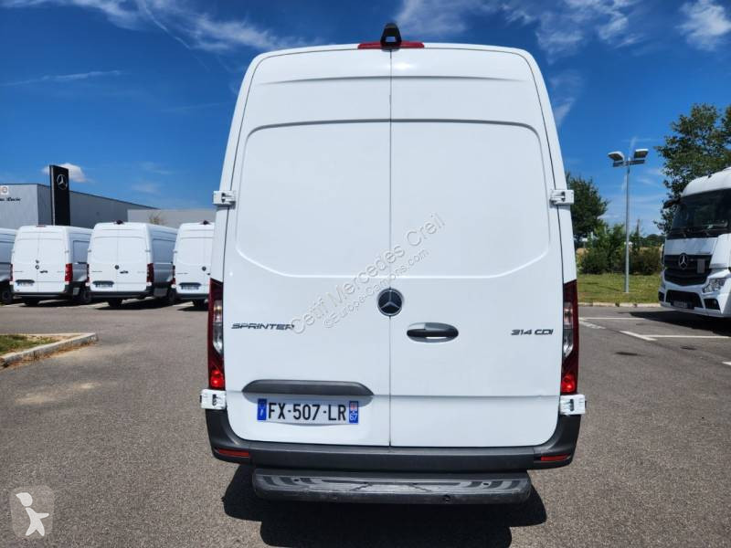 Véhicule utilitaire Mercedes