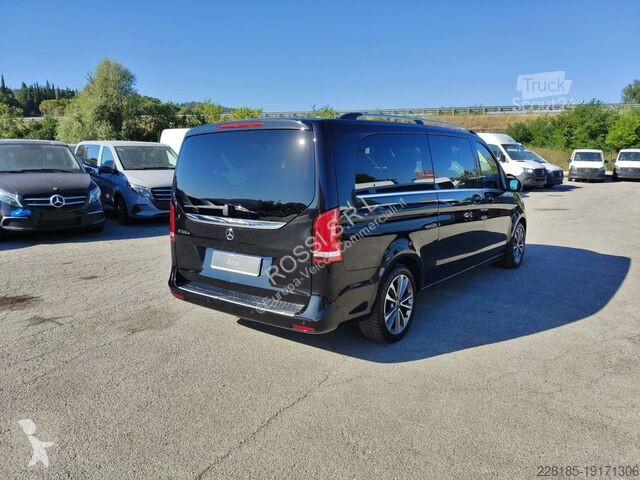Véhicule utilitaire Mercedes sport 300 d Extralong