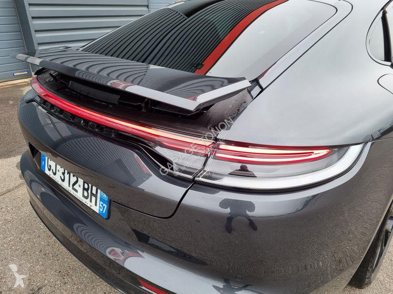 Véhicule utilitaire Porsche
