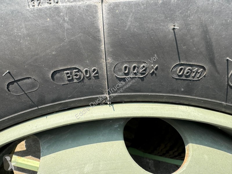 Autoutilitară Michelin 13R22.5 X WORKS SET