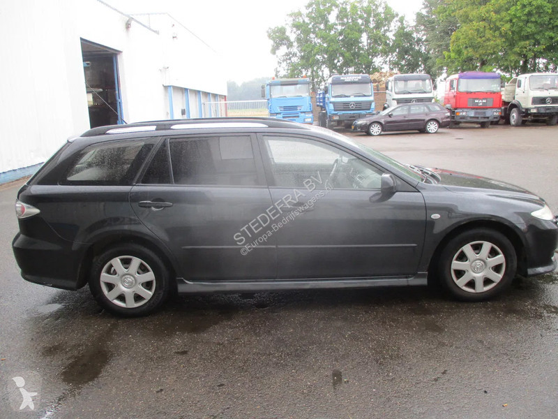 Autoutilitară Mazda , 2.0I , Airco, leather...