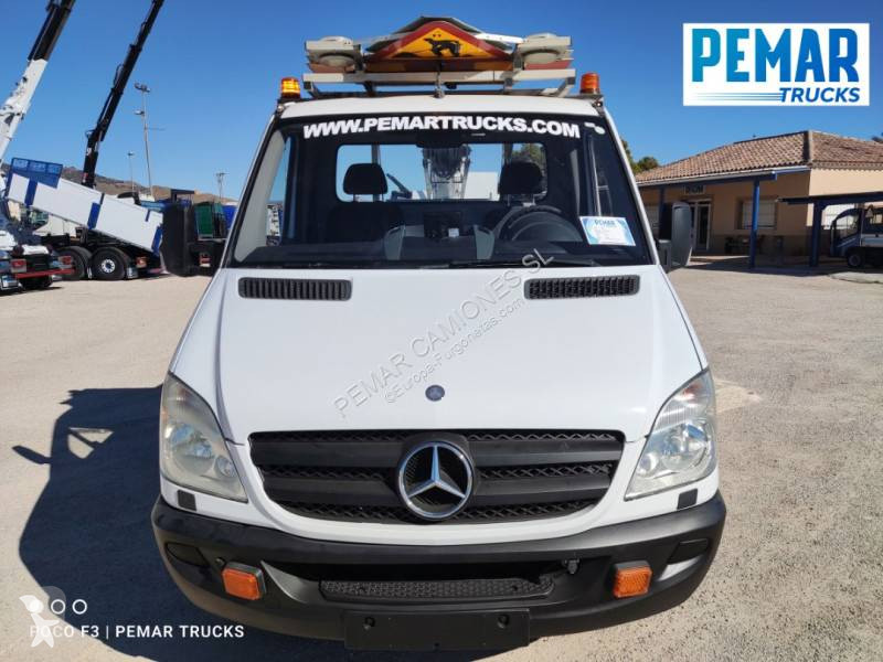 Furgoneta Mercedes