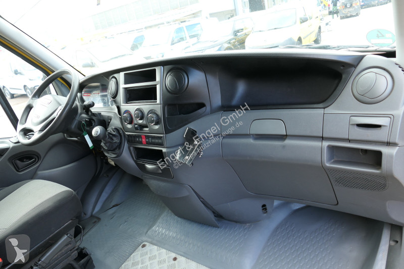 Nyttofordon Iveco Daily 35 S11 C30C AUTOMATIK...