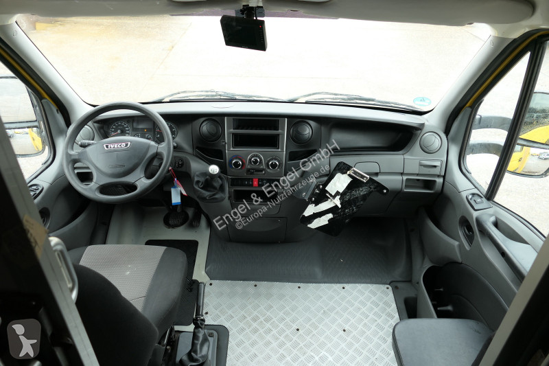 Nyttofordon Iveco Daily 35 S11 C30C AUTOMATIK...