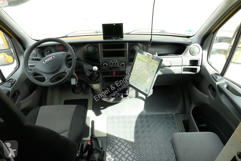 Nyttofordon Iveco Daily 35 S11 C30C AUTOMATIK...
