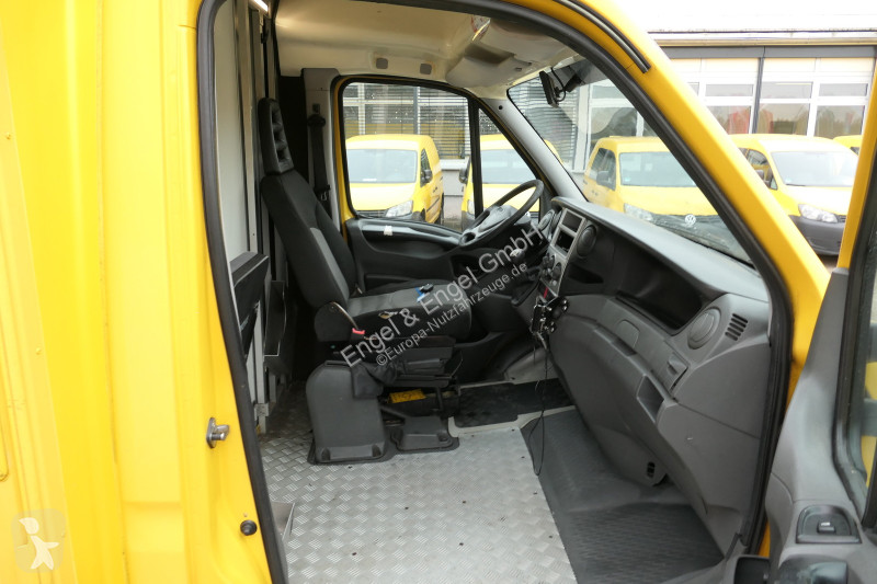 Veicolo commerciale Iveco Daily 35 S11 C30C...