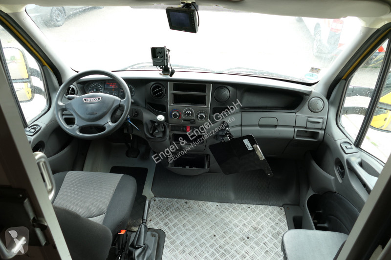 Nyttofordon Iveco Daily 35 S11 C30C AUTOMATIK...