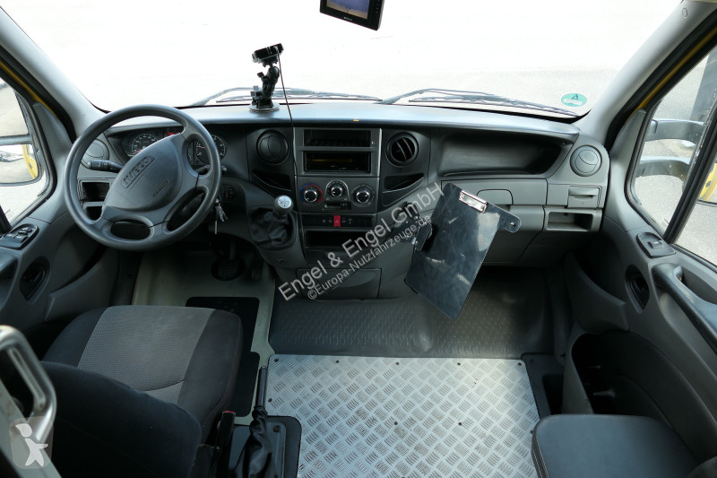 Furgoneta Iveco Daily 35 S11 C30C AUTOMATIK...