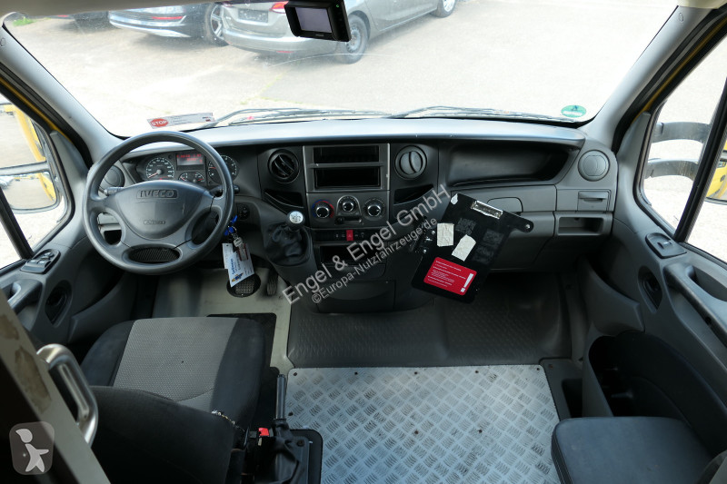 Užitkové vozidlo Iveco Daily 35 S11 C30C...