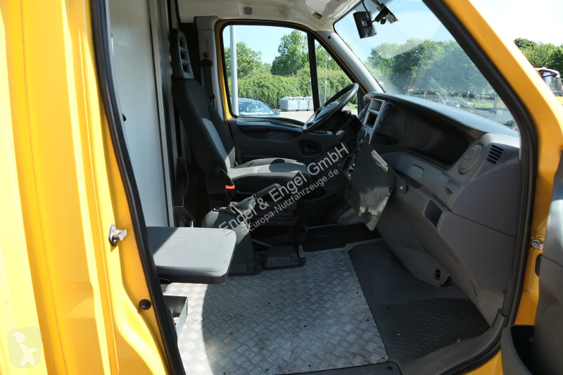 Užitkové vozidlo Iveco Daily 35 S11 C30C...