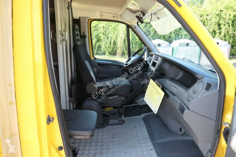 Veículo utilitário Iveco Daily 35 S11 C30C...