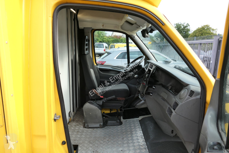 Veicolo commerciale Iveco Daily 35 S11 C30C...
