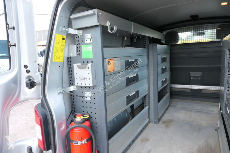 Veicolo commerciale Volkswagen T5 Transporter...