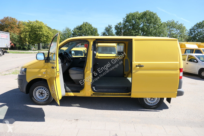 Véhicule utilitaire Volkswagen T5 Transporter...