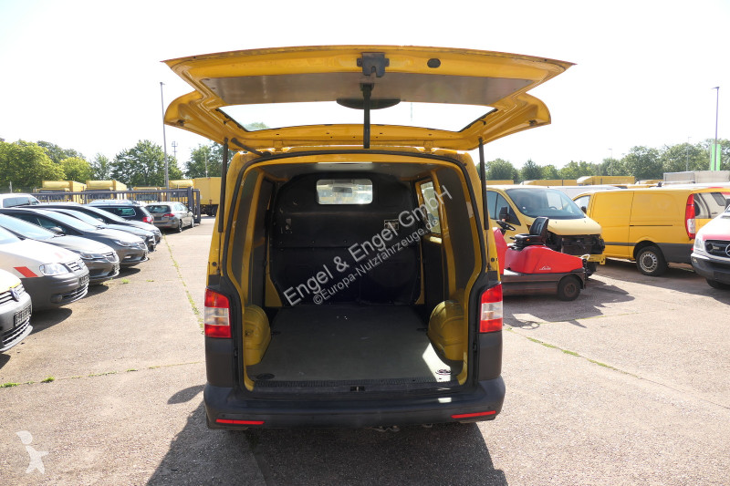 Autoutilitară Volkswagen T5 Transporter 2.0 TDI...