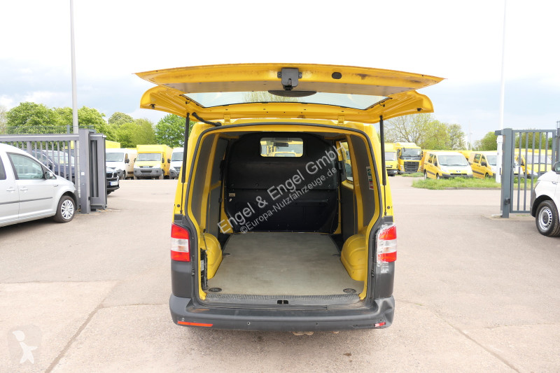 Véhicule utilitaire Volkswagen T5 Transporter...