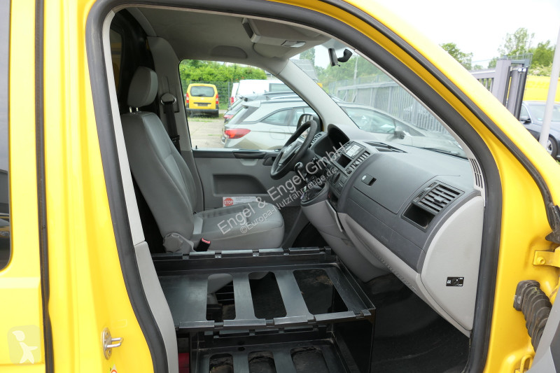Autoutilitară Volkswagen T5 Transporter 2.0 TDI...