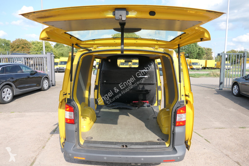 Véhicule utilitaire Volkswagen T5 Transporter...