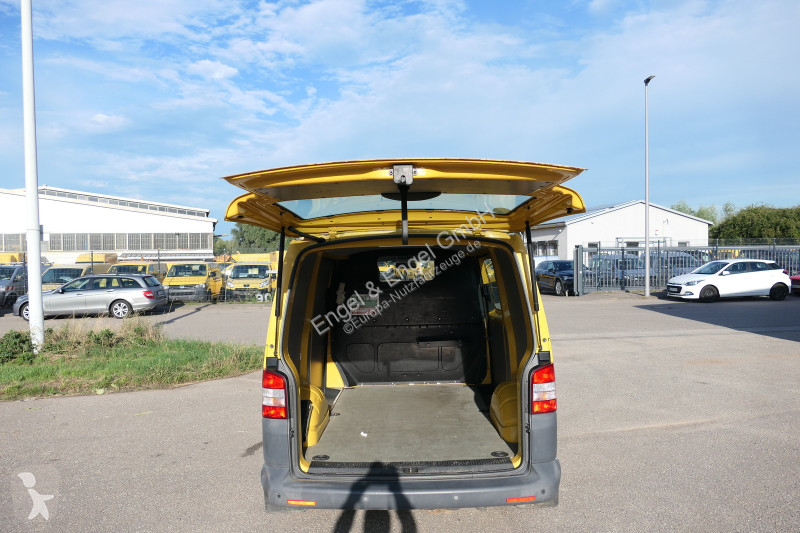 Autoutilitară Volkswagen T5 Transporter 2.0 TDI...