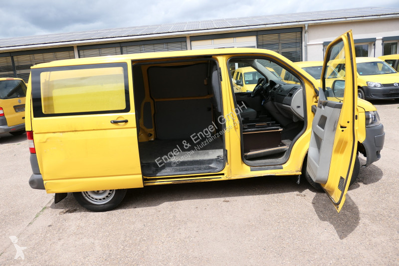 Autoutilitară Volkswagen T5 Transporter 2.0 TDI...