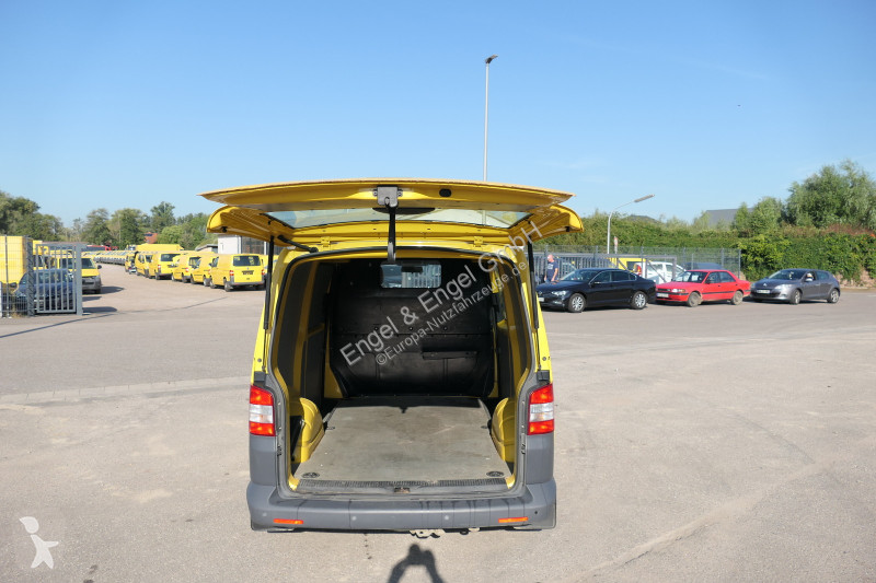 Véhicule utilitaire Volkswagen T5 Transporter...