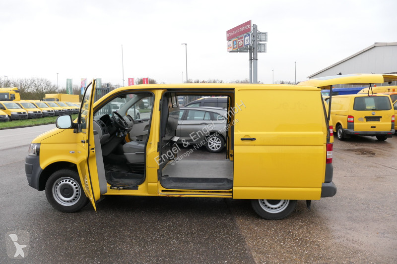 Véhicule utilitaire Volkswagen T5 Transporter...