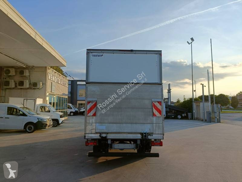 Furgoneta Iveco