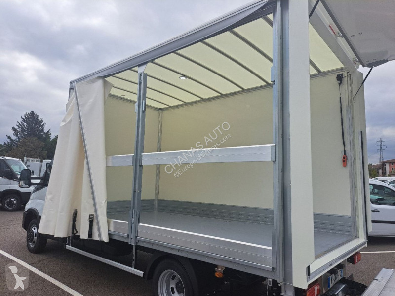 Autoutilitară Iveco 35C18 180CV 3L MIXTE HAYON...