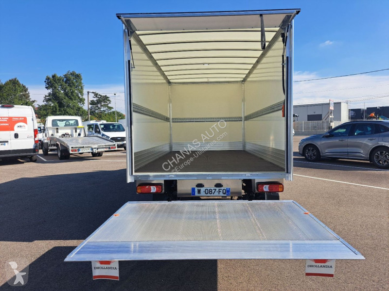 Nyttofordon Iveco 35S18 A8 180CV 3L HAYON...