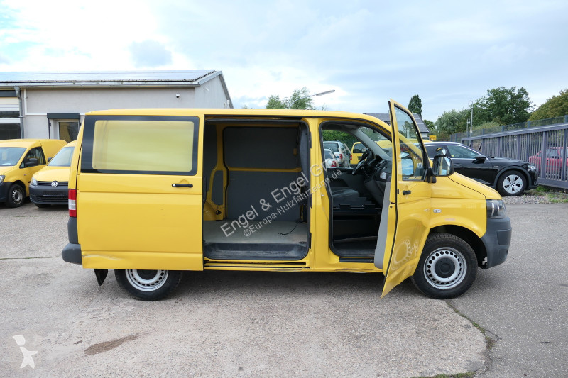 Véhicule utilitaire Volkswagen T5 Transporter...