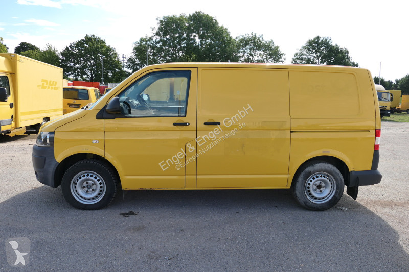 Autoutilitară Volkswagen T5 Transporter 2.0 TDI...