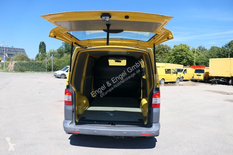 Коммерческий автомобиль Volkswagen T5...