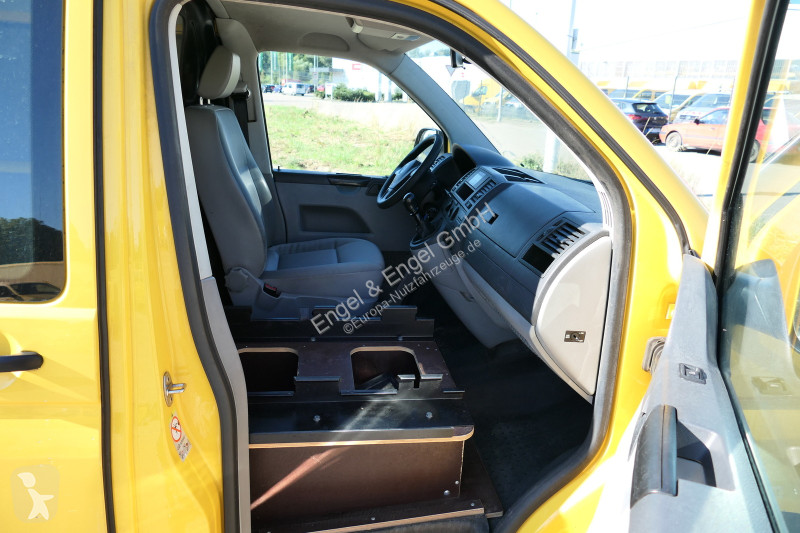 Véhicule utilitaire Volkswagen T5 Transporter...