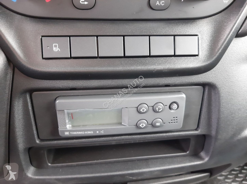 Autoutilitară Iveco 35C16 160CV 3L CAISSE...